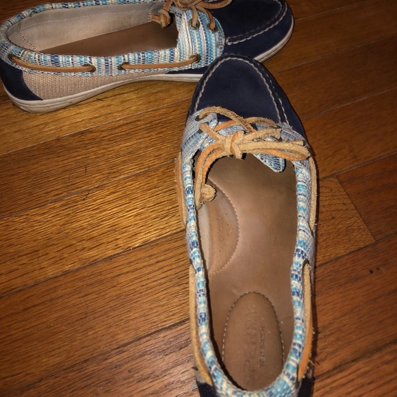 Sperry Shoes - Picture 2 of 2